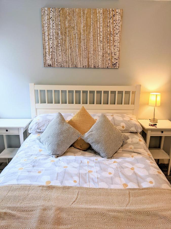 Ailnack Cottage -Cheerful Cottage With Secure Garden And Off Street Parking Sleeps 4 โทมินทูล ภายนอก รูปภาพ